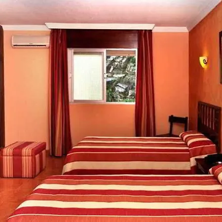 Arrayanes Playa Almuñecar Hotel 3*