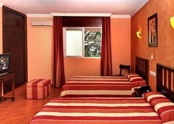 Arrayanes Playa Almuñecar Hotel 3*
